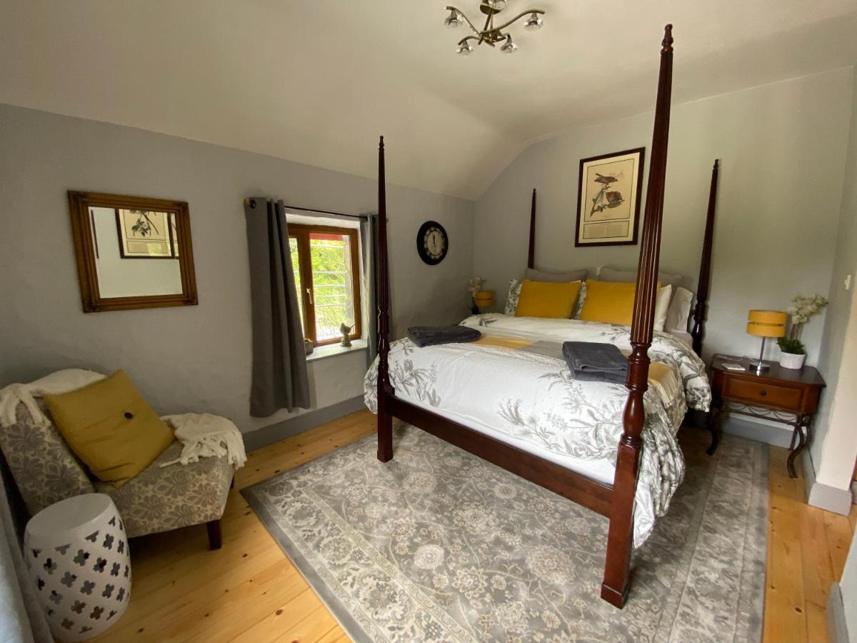 Salmon Weir Lodge Конг Екстериор снимка